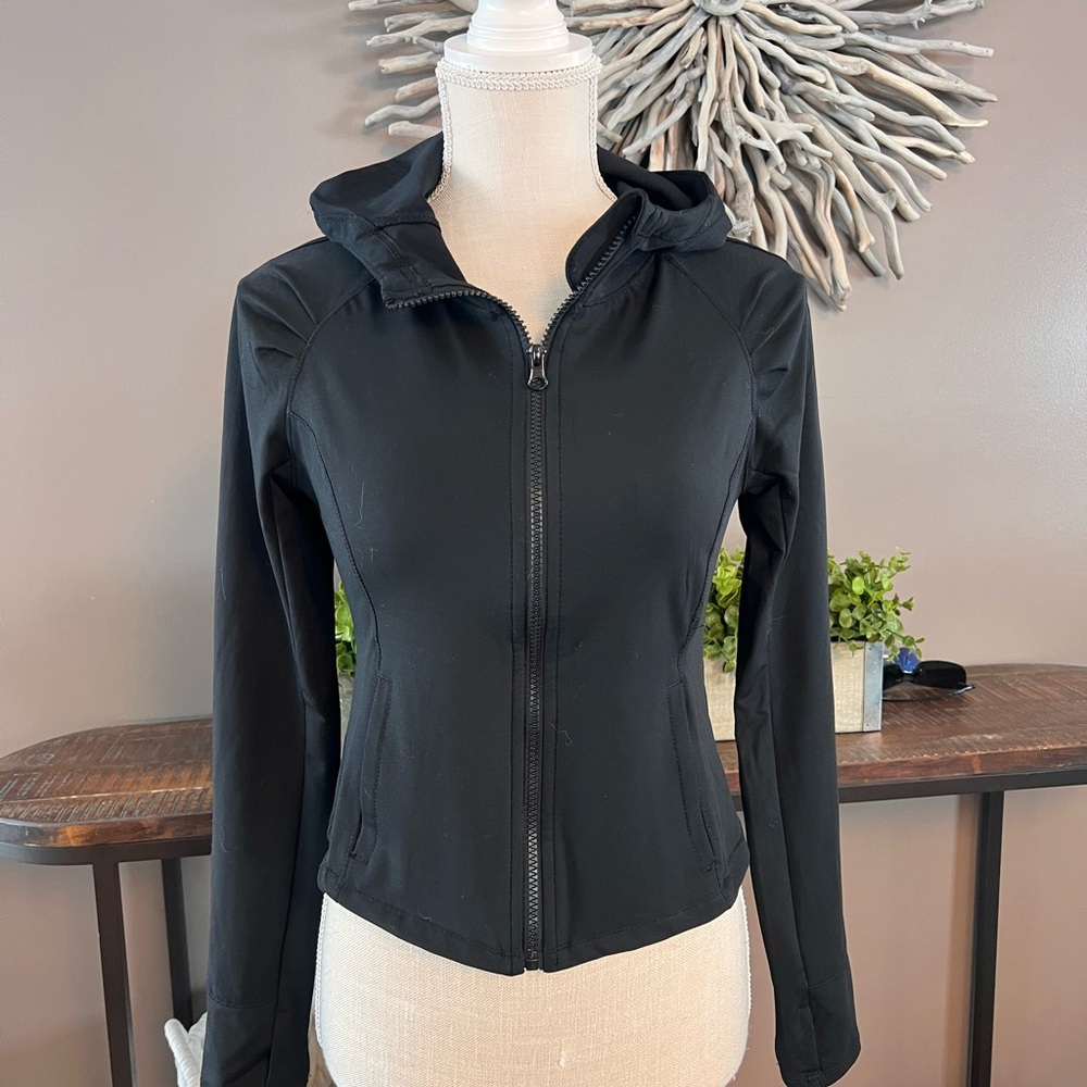 Yogalicious Lux zip up jacket‎ with hood